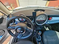 Usata Mini ONE 75 CV (55 kW) 2011 Bianco Utilitaria