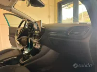Usata Ford Fiesta Titanium 85 CV (62 kW) 2018 Blu Utilitaria