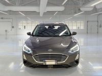 Begagnad Ford Focus Titanium 120 HK (88 kW) 2019 Grå Kombi