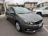 Usata Peugeot 308 Business-Line 131 CV (96 kW) 2019 Grigio Station wagon