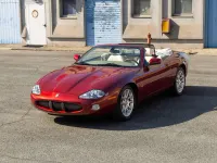 Usata Jaguar XKR 363 CV (266 kW) 2002 Carnival red Cabrio
