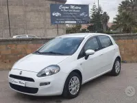 Usata Fiat Grande Punto Street 95 CV (69 kW) 2013 Bianco Utilitaria