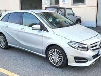 Usata Mercedes B160 Premium 90 CV (66 kW) 2015 Argento Monovolume