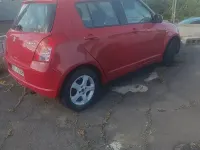 Usata Suzuki Swift 75 CV (55 kW) 2009 Rosso Utilitaria