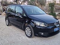 Begagnad VW Touran Comfortline 105 HK (77 kW) 2013 Svart Minibuss