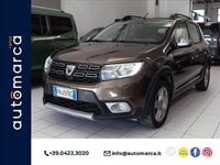 Usata Dacia Sandero Stepway 90 CV (66 kW) 2018 Marrone metallizzato Utilitaria