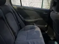 Usata Toyota Avensis 110 CV (80 kW) 2001 Grigio Berlina