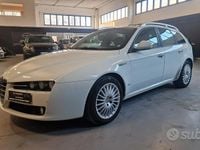 Käytetty Alfa Romeo 159 Progression 136 HP (100 kW) 2011 Valkoinen Farmari