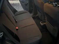 Usata Ford Fiesta 75 CV (55 kW) 2016 Grigio Berlina