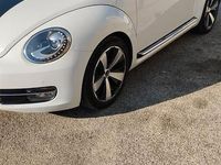 Usata VW Beetle 140 CV (102 kW) 2014 Bianco Utilitaria