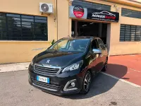 Usata Peugeot 108 69 CV (50 kW) 2018 Nero Berlina