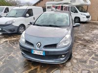Usata Renault Clio II Dynamique 85 CV (62 kW) 2006 Blu Berlina