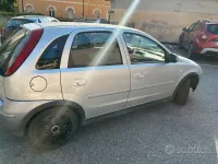 Usata Opel Corsa 69 CV (50 kW) 2004 Utilitaria