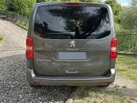 Begagnad Peugeot Traveller 116 HK (85 kW) 2017 Grå Minibuss