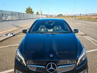 Gebraucht Mercedes A180 Premium 109 PS (80 kW) 2017 Schwarz Limousine