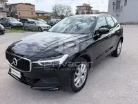Usata Volvo XC60 Momentum 190 CV (139 kW) 2020 Nero SUV