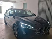 Usata Ford Focus 120 CV (88 kW) 2018 Grigio Station wagon