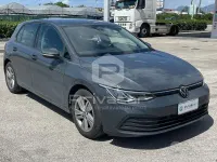 Usata VW Golf VIII Life 116 CV (85 kW) 2024 Grigio Utilitaria