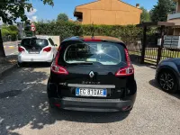 Usata Renault Scénic Luxe 110 CV (80 kW) 2011 Nero Monovolume