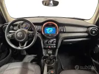 Usata Mini ONE 75 CV (55 kW) 2020 Grigio Utilitaria