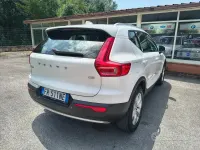 Usata Volvo XC40 Momentum 150 CV (110 kW) 2018 Bianco SUV