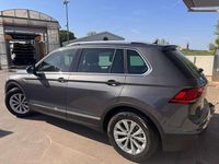 Usata VW Tiguan Business 150 CV (110 kW) 2018 Grigio SUV