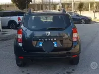Usata Dacia Duster 105 CV (77 kW) 2015 Grigio SUV