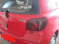 Usata Toyota Yaris 75 CV (55 kW) 2004 Rosso Berlina