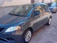 usata Lancia Ypsilon Ypsilon 1.2 69 CV 5 porte Silver