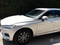 Usata Volvo XC60 Business Edition 190 CV (139 kW) 2020 Argento SUV