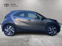 Usata Toyota Aygo X Lounge 72 CV (52 kW) 2022 Grigio SUV