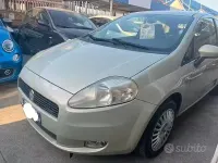 Usata Fiat Grande Punto 75 CV (55 kW) 2006 Giallo Utilitaria