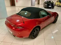 Usata Mazda MX5 Exceed 131 CV (96 kW) 2016 Bordeaux Cabrio