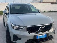 Usata Volvo XC40 Core 163 CV (119 kW) 2024 Grigio SUV