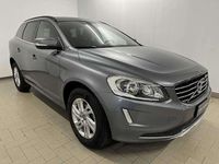 Usata Volvo XC60 Momentum 190 CV (139 kW) 2016 Osmium grey (714) SUV