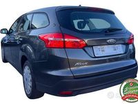 Usata Ford Focus Business Edition 105 CV (77 kW) 2015 Grigio Station wagon