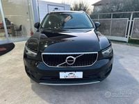 Usata Volvo XC40 Momentum 150 CV (110 kW) 2020 Nero SUV