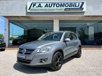Usata VW Tiguan Trendline 140 CV (102 kW) 2010 Grigio SUV
