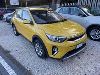 Usata Kia Stonic Style 84 CV (61 kW) 2022 Giallo SUV