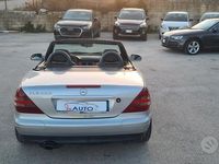 Usata Mercedes SLK200 193 CV (141 kW) 1999 Argento Cabrio
