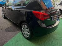 Usata Opel Meriva 95 CV (69 kW) 2011 Nero Monovolume