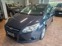 Usata Ford Focus 95 CV (69 kW) 2014 Grigio Berlina