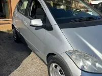 Usata Mercedes A180 109 CV (80 kW) 2009 Argento Monovolume
