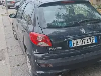 Usata Peugeot 206 60 CV (44 kW) 2010 Nero Berlina