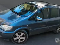Usata Opel Zafira 101 CV (74 kW) 2001 Grigio Monovolume