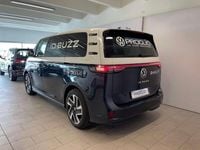 Usata VW ID. Buzz Pro 69 kW (95 CV) 2023 Bianco candy/starlight blue me Monovolume