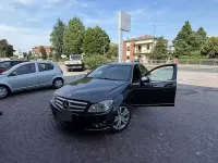 Usata Mercedes C220 170 CV (125 kW) 2007 Nero Station wagon