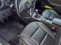 Usata Mercedes B180 109 CV (80 kW) 2014 Grigio Monovolume