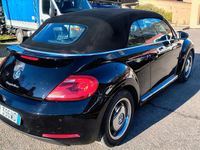 Usata VW Beetle Cabriolet Edition 105 CV (77 kW) 2013 Nero Cabrio