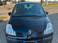 Usata Renault Modus 75 CV (55 kW) 2012 Nero Monovolume